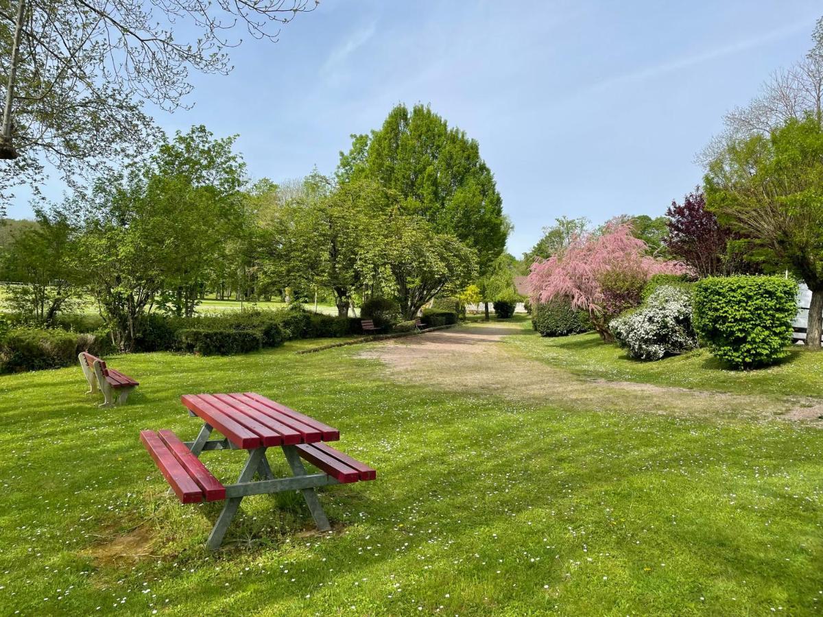 Villa Fontaine Avec Piscine Interieur Chauffee-Maison De Campagne Familiale -Ideal Vacances Ou Sejour Professionnel -3 Chambres-Bureau Separe -Lit Bebe - Parking Facile & Gratuit Bagian luar foto