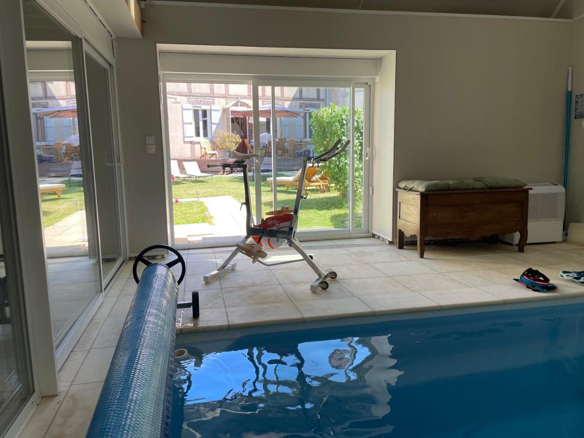 Villa Fontaine Avec Piscine Interieur Chauffee-Maison De Campagne Familiale -Ideal Vacances Ou Sejour Professionnel -3 Chambres-Bureau Separe -Lit Bebe - Parking Facile & Gratuit Bagian luar foto