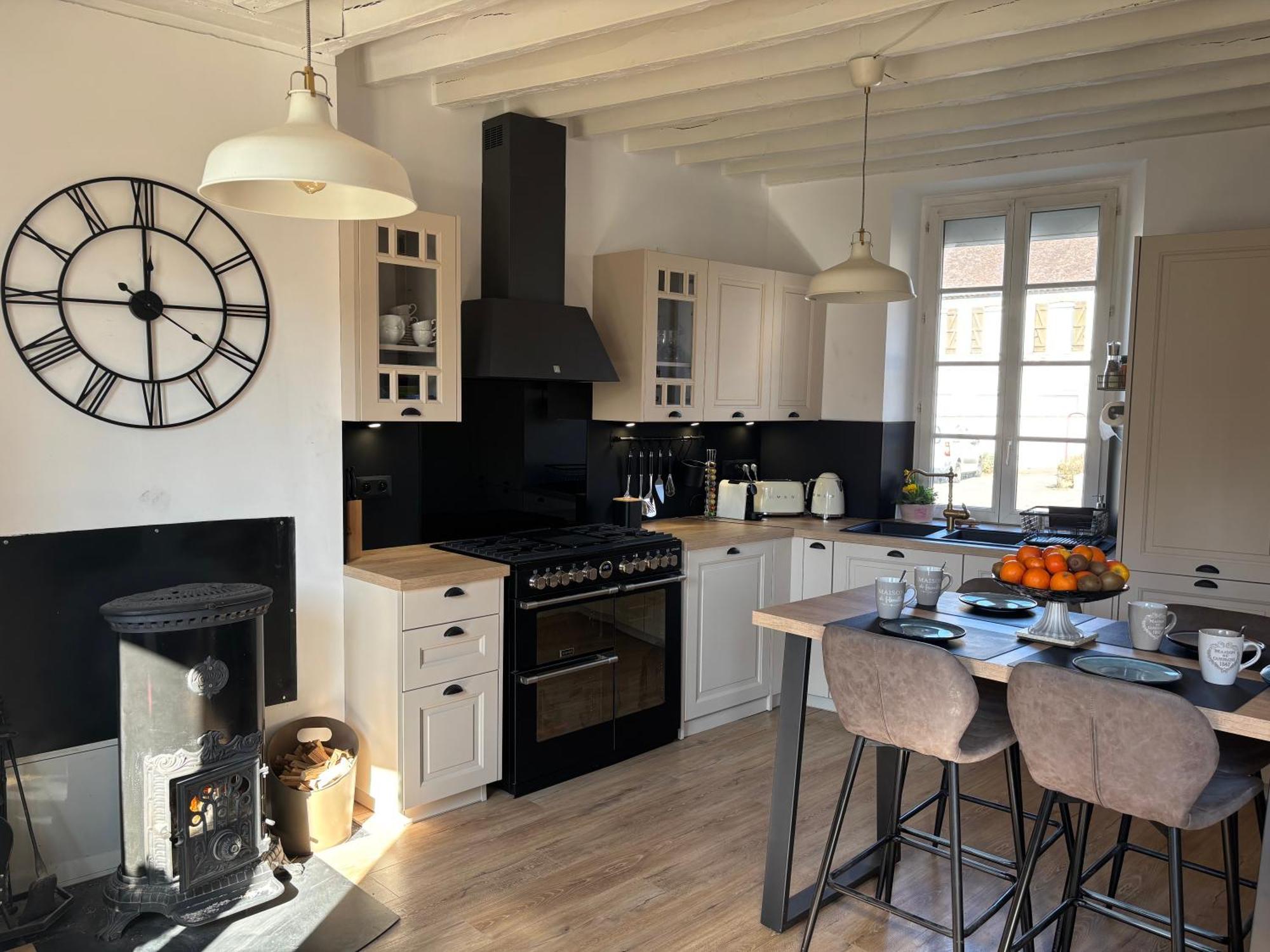 Villa Fontaine Avec Piscine Interieur Chauffee-Maison De Campagne Familiale -Ideal Vacances Ou Sejour Professionnel -3 Chambres-Bureau Separe -Lit Bebe - Parking Facile & Gratuit Bagian luar foto