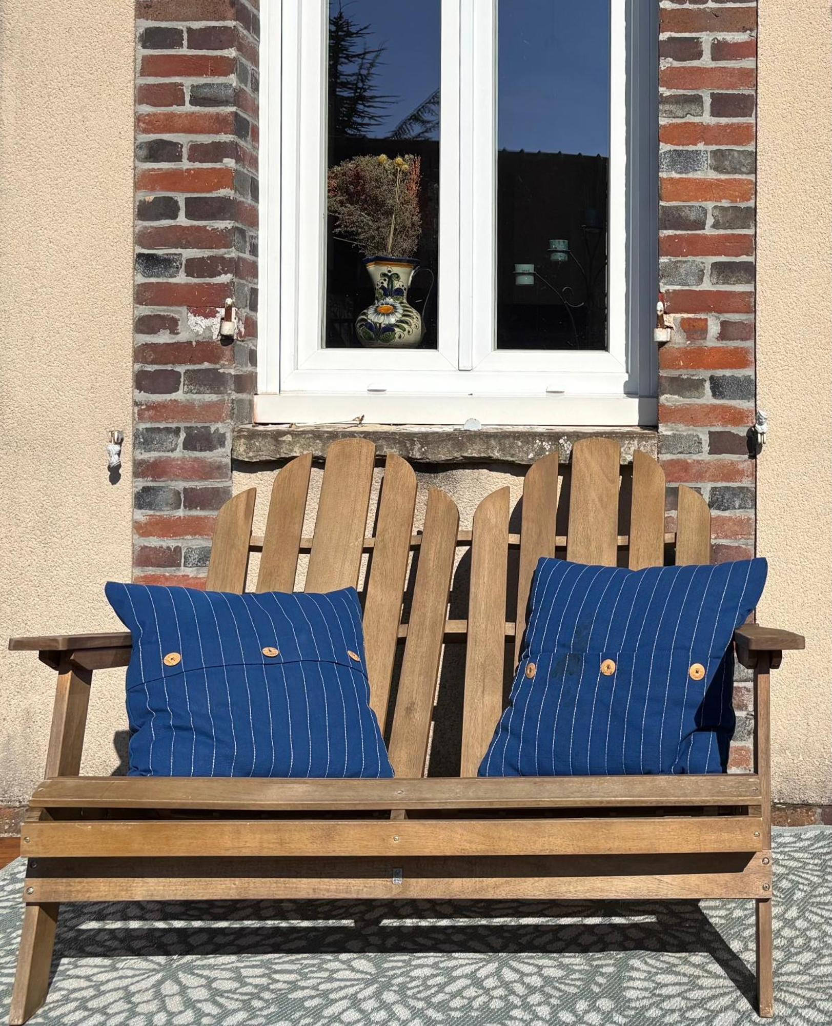 Villa Fontaine Avec Piscine Interieur Chauffee-Maison De Campagne Familiale -Ideal Vacances Ou Sejour Professionnel -3 Chambres-Bureau Separe -Lit Bebe - Parking Facile & Gratuit Bagian luar foto